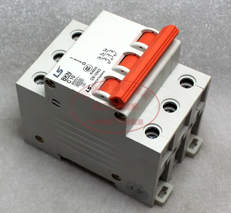 

Original authentic LG LS power generation (Wuxi) miniature circuit breaker BKN 3P C10A three-phase air switch