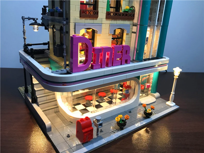 Набор светильник льников для конструктора Lego город улица 10260 уличный вид центр