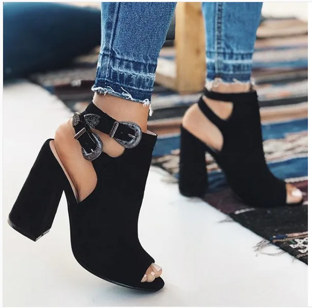 

2019 fashion lady snake tattoo Roman shoes 11.5cm heel metal buckle hollow thick with high heel women's shoes sandals fd938-86