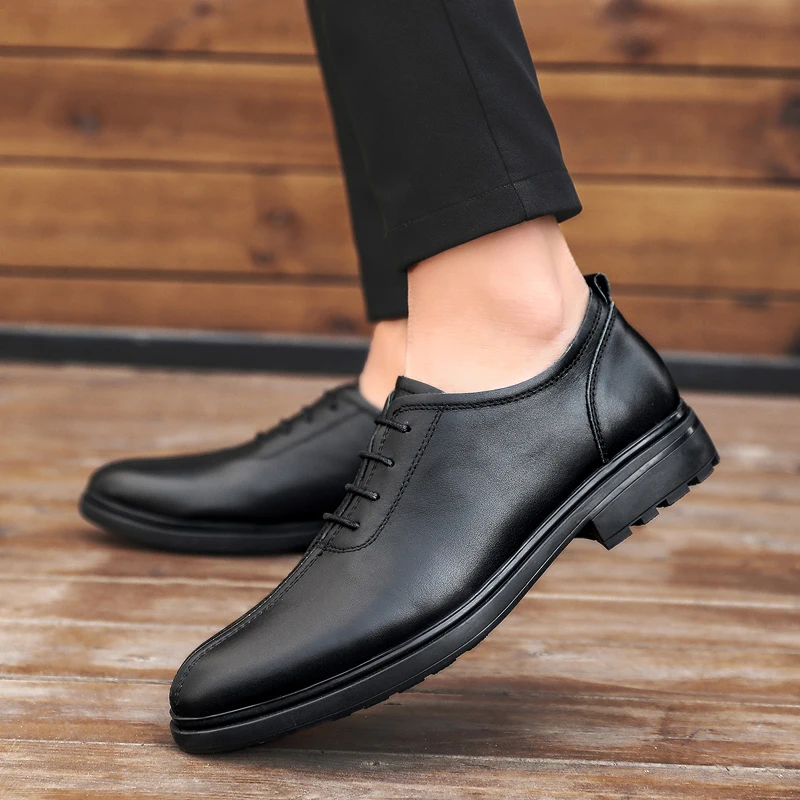 2019 Новые Мужские броги в британском стиле офисные модельные туфли на шнуровке с острым носком Роскошные повседневные кожаные туфли