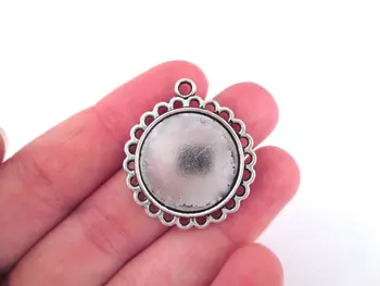 

6 silver plated pendant 20mm settings, B151theof