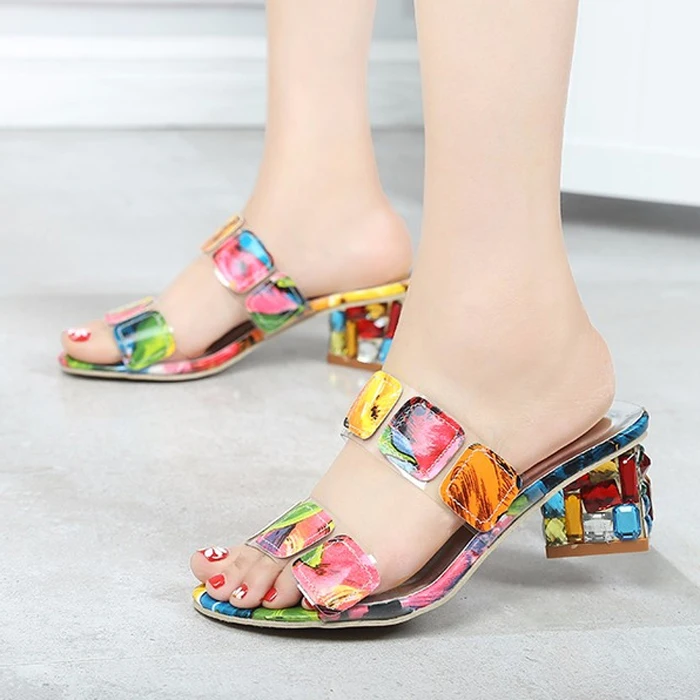 Prix Femmes Sandales bloc talons main Strass 2018 d été Pantoufles talons hauts Sandales d été chaussures pour femmes plus la taille coloré
