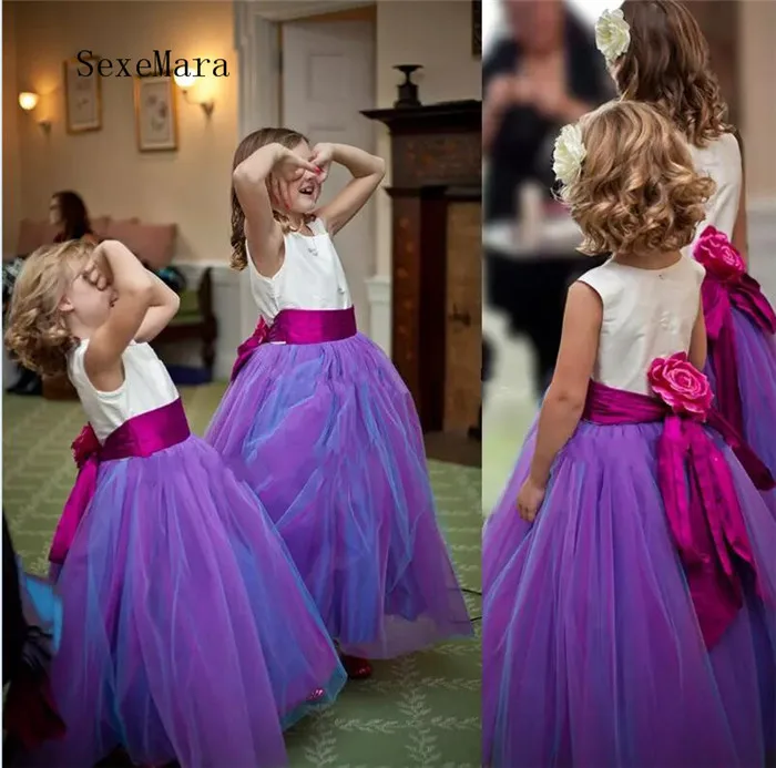 

Customized Flower Girls Dresses For Weddings Tulle Elastic Satin Floor Length Ball Gown Pageant Dresses For Girls