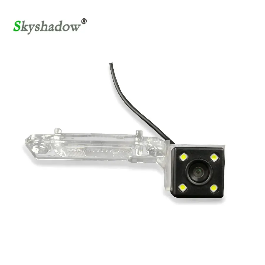 

Car CCD Night Vision Backup Rear View Camera For Skoda Superb VW Magotan Polo Bora Golf Jetta Passat CC Touran Caddy Multivan T5