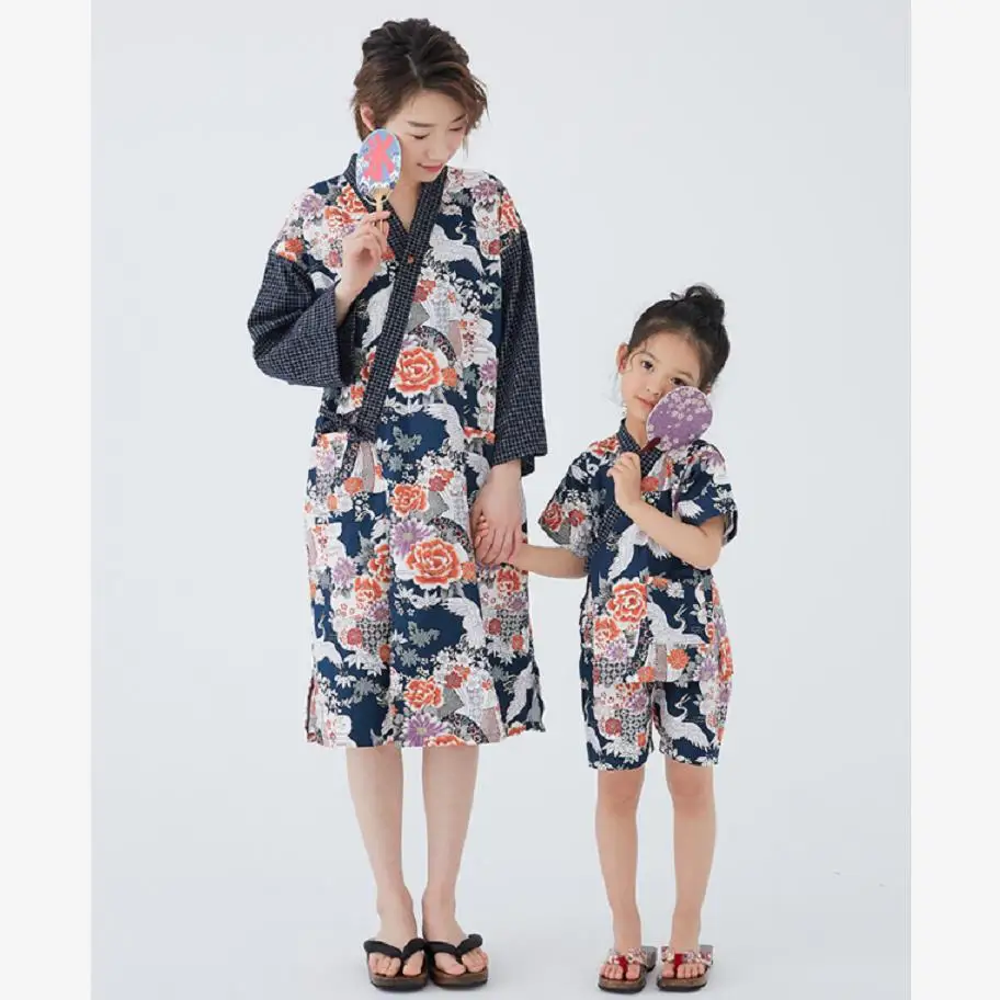 

Children Mom Japanese crane kimono Family Matching Outfits Retro cardigan kids Robes Cotton Bathrobe Outside Home Clothing Y1015