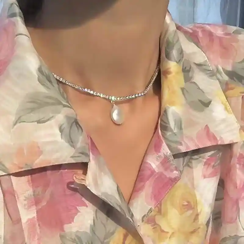 ファッションチョーカーネックレス女性ボヘミアンクリスタルバロック真珠ネックレス ペンダントウェディングパーティージュエリー手作り Pendant Necklaces Aliexpress