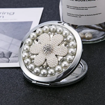 

Free engraving,Party Favors Gifts,Mini Pocket Cosmetic makeup mirror,2 face Foldable Magnifying compact mirror makeup sunflower