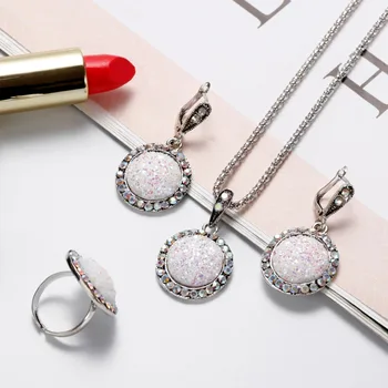 

2019 Hot Sale Elegant Wedding Jewelry Sets Silver Colorful Gem Earrings Necklace Ring Set Crystal Jewelry Sets For Women Gifts