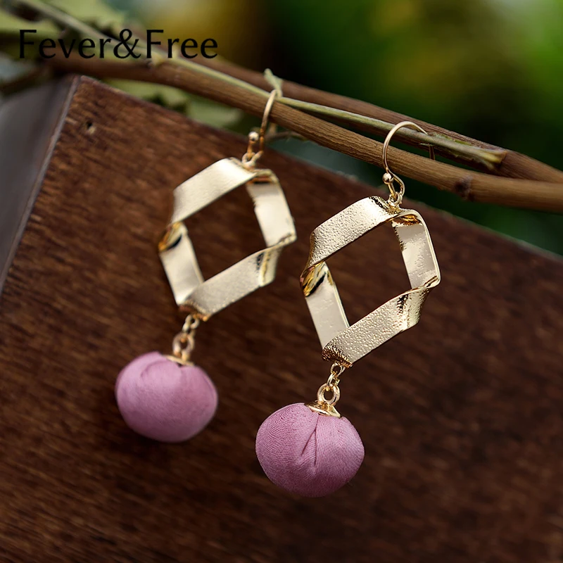 Fever&Free 2019 New Sweat Pink Ball Girls Dangle Earrings Hollow Square