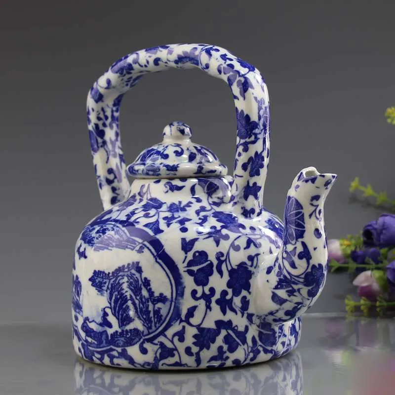 

Chinese old porcelain Blue and white porcelain teapot or wine pot