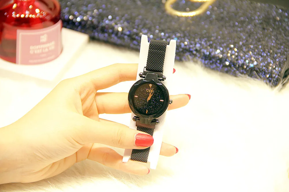 2018 Элитный бренд Для женщин наручные часы Нержавеющая сталь с Стекло движение Звездное Дизайн Водонепроницаемый гальваническим плоские