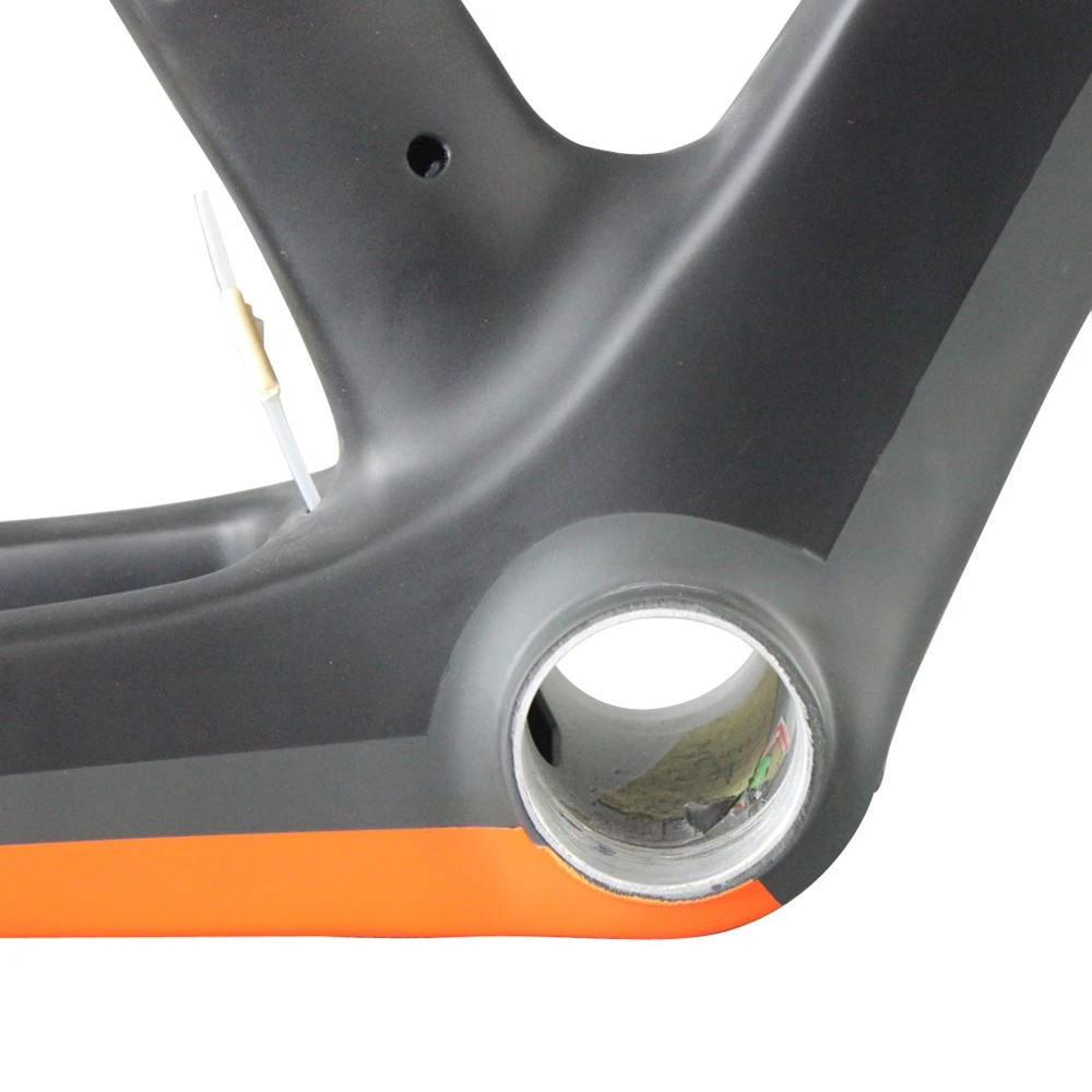 Excellent ICANBikes aero dynamic carbon road frame1050g,UD-matt,BB86 and DI2 carbon road bike frame A7with painting 4 Excellent ICANBikes aero dynamic carbon road frame1050g,UD-matt,BB86 and DI2 carbon road bike frame A7with painting 4