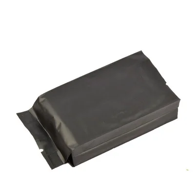 3267779570_831595657