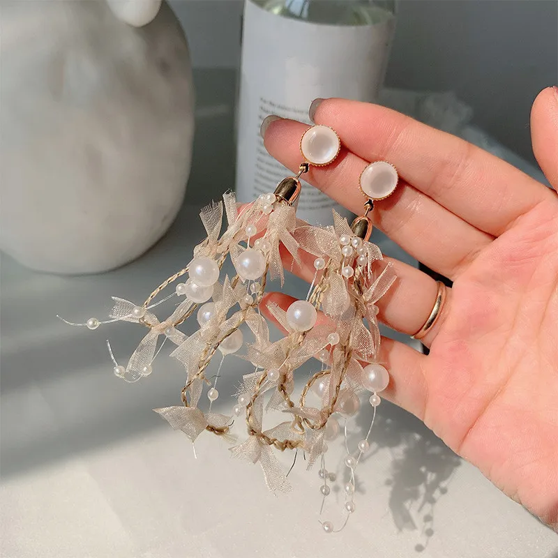 

Dominated 2019 pearl long tassels temperament exaggerated fashion fresh joker Women Drop earrings
