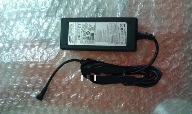 Original new 40W 12V 3.33A Samsung ATIV Smart PC Pro 700T ATIV Smart PC