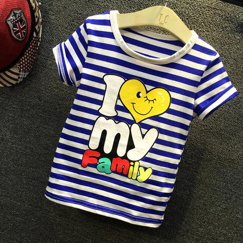 كارتون الاطفال بنين طقم ملابس الصيف 2018 جديد مخطط t-shirt بحرف عارضة المطبوعة السراويل 2 قطع الدعاوى الأطفال JF479 كارتون الاطفال بنين طقم ملابس الصيف 2018 جديد مخطط t-shirt بحرف عارضة المطبوعة السراويل 2 قطع الدعاوى الأطفال JF479