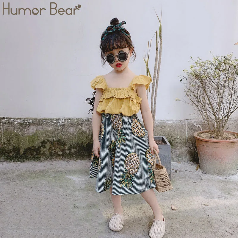 Humor Bear/комплект одежды для девочек, г. Летняя новая милая футболка без рукавов+ Полосатая юбка с фруктами Детский Комплект Одежда для маленьких девочек