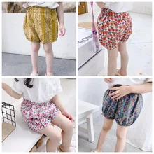 Ins/Летние повседневные шорты для девочек, штаны для мальчиков и девочек Мягкие штаны с цветочным принтом шаровары, фонарь пижамы, одежда для малышей