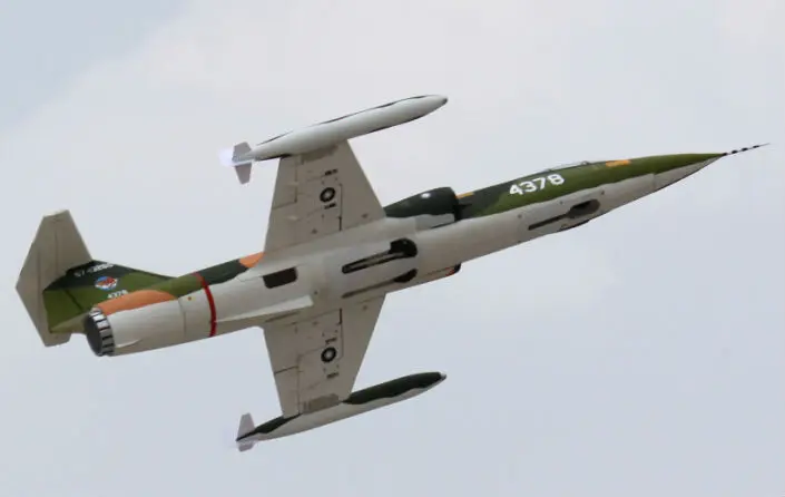 freewing-70mm-edf-rc-jet-f104-15