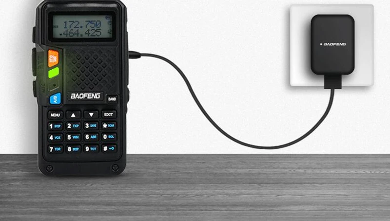 Baofeng 8 W walkie talkie UV-T2 двухдиапазонный 136-174 mhz 400-520 mhz 1800 mAh аккумулятор большого радиуса действия двухстороннее радио+ гарнитура