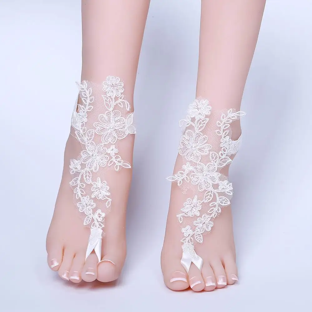 Новинка года; женские белые сандалии с ремешком на щиколотке и цепочкой - Окраска металла: 1pair