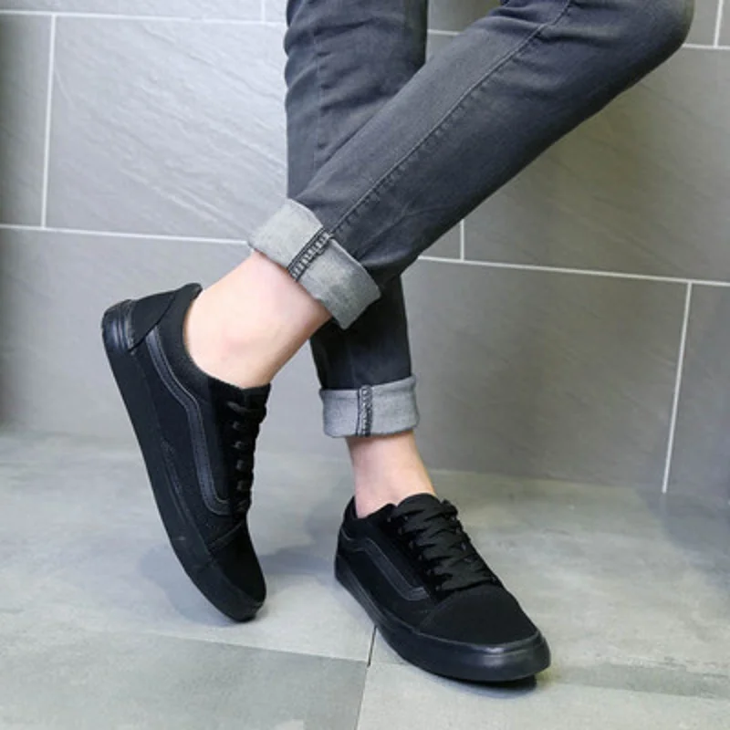 

2019 summer all black high canvas shoes wild trend casual shoes Harajuku breathable pure black shoes