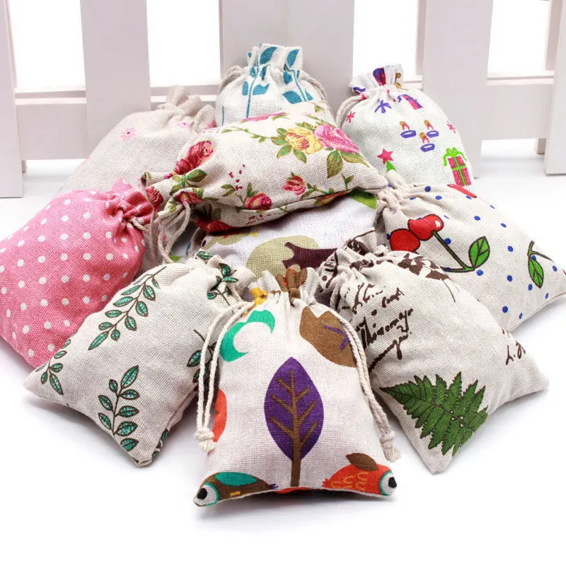 

2pcs/pack Gift Candy Bags Party Event Linen Burlap Bag Drawstring Pouch Jewelry Box Cartoon Christmas Jute Draw pocket Optional