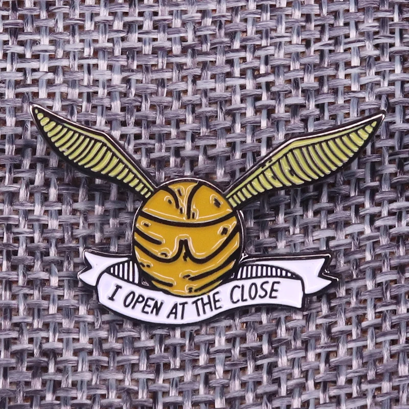 

Golden Snitch Magic Spells Quidditch Gryffindor Seeker Snitch Pin