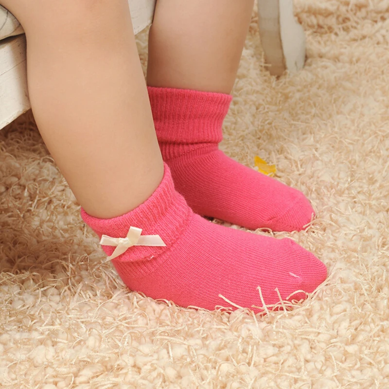 Bavlněné měkké dětské ponožky jarní podzimní ponožky pro dívky Nové roztomilé ponožky Bow krátké prince ponožky barevné dětské oblečení 1-2 roky