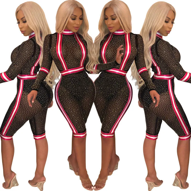 (2)