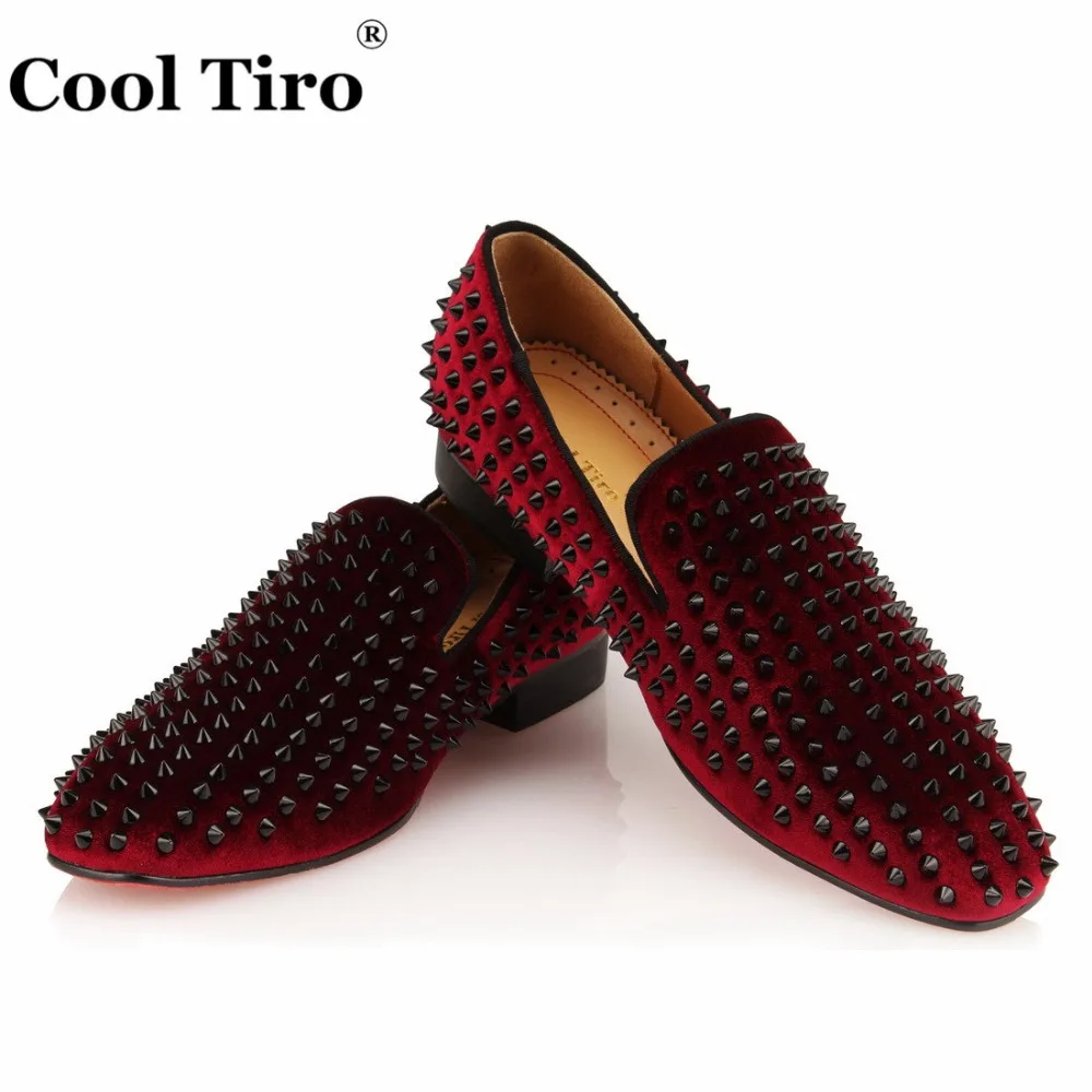 

COOL TIRO Black Spikes Loafers Men Flats Moccasins Burgundy Velvet Smoking Slipper Wedding Mens Dress Shoes Casual Shoes Leather