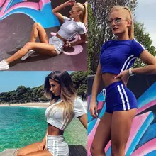Женский спортивный костюм в полоску комплект из двух предметов