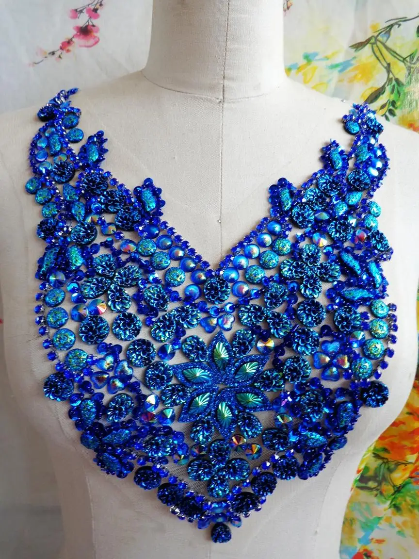 Костюмы с бисером. Бисер костюмы. Одежда из бисера. Гайтан рязанской губернии. Украшения русского народного костюма.