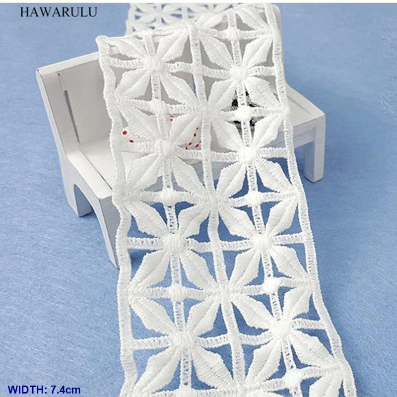 

1pcs 2yard 7.4cm DIY lace fabric ribbon New twosided bar code milk yarn geometric lattice embroidery watersoluble lace exquisite