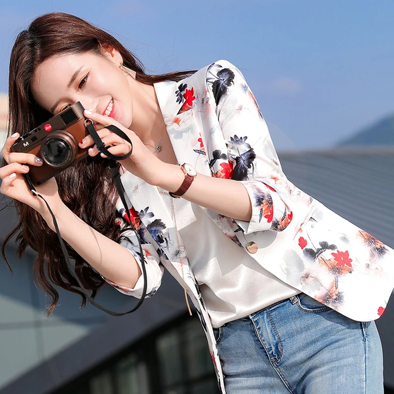 

Spring 2019 Printing Blazer Jacket for Women Elegant Slim Blazer Feminino Floral Blazer Notched Collar Coat Female Outerwear