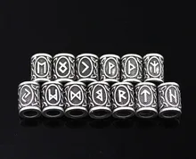 24 pçs/lote Viking Contas Encantos TIWAZ TYR Sol runa Odal Runas Futhark Rune Pingente para Talão de Cabelo Pão Anel Viking Jóias Finding