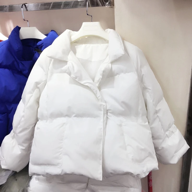 Autumn and Wintre New Fashion Turn down Collar Solid Color Short Wadded Jacket Coat Flare Sleeve