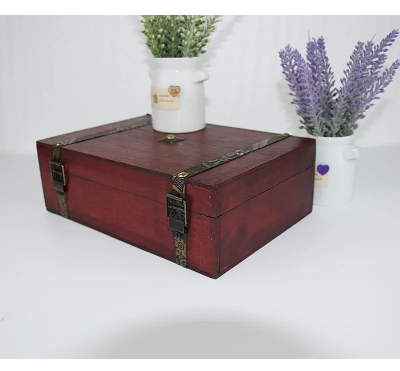 storage box (12)