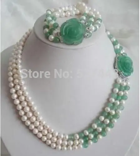 

Wholesale White Akoya Pearl Natural Emerald Necklace Bracelet Set