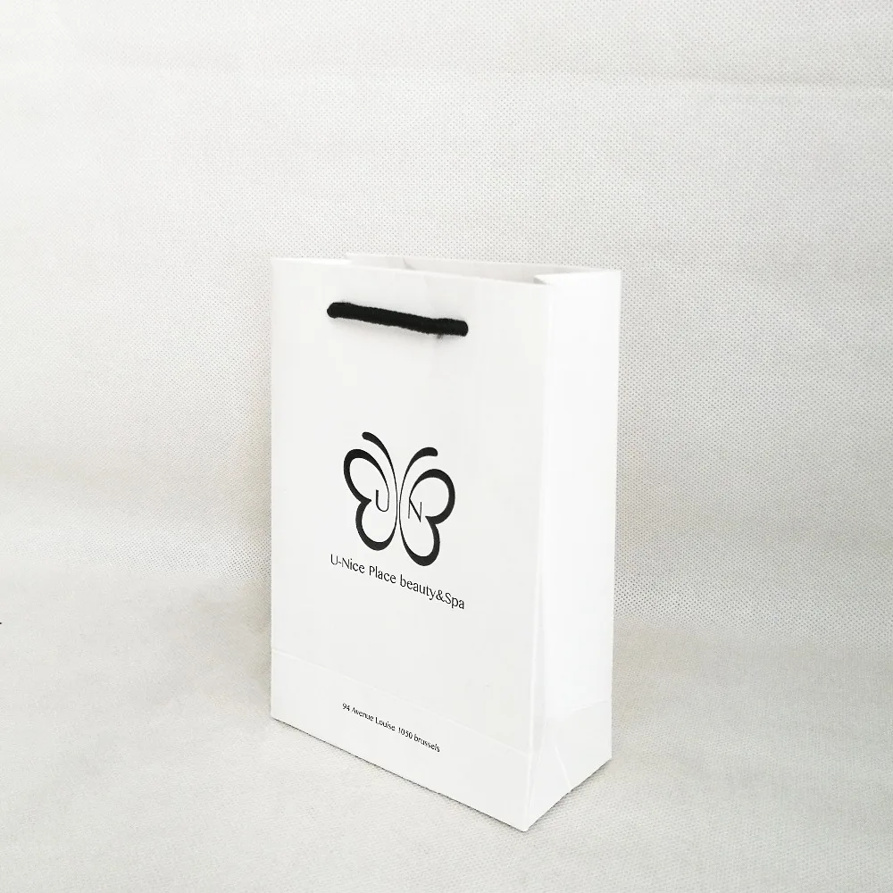 500 шт./лот, подарочные пакеты на заказ с логотипом, Экологичная переработанная бумажная посылка, глянцевые ламинированные Свадебные ручные/вечерние подарочные сумки