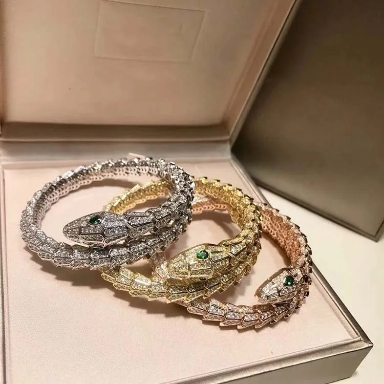

Hot Middle East Asian Gold Jewelry Inlaid With A Lot Of Snakes Open Bangle Green Eyes Party Wedding Temperament Jewelry 3 Color