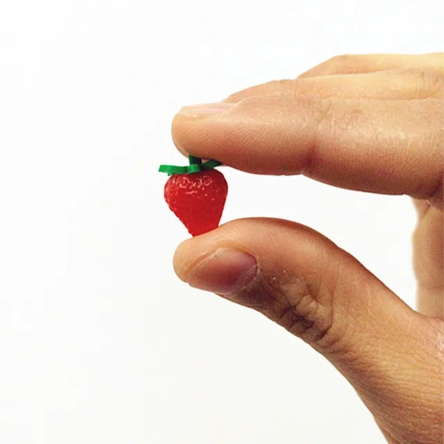 50PCS Mini Artificial Strawberry Plastic Deco Parts Cute Simulation
