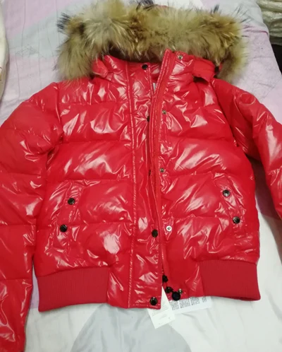Женская зимняя куртка, пальто, натуральный мех енота, капюшон, модное пальто, утепленная одежда, теплая куртка, черная, большой размер, куртка - Цвет: Красный