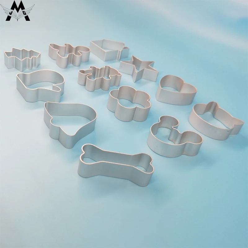 

Cookie Cutters Molds Aluminum Alloy Cute Animal Candy Shape Biscuit Mold DIY Fondant Pastry Decorating Baking Kitchen Tools