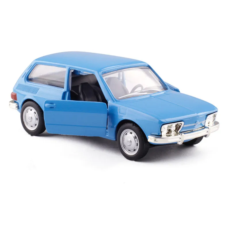 Моделирования 1:43 Винтаж Ford Chevrolet Alfa Romeo модель автомобиля сплава литья под давлением игрушка модель автомобиля Cars и - Цвет: VW Brasilia