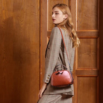 

women's bag female genuine leather Fashion Oil Wax Real Cow Leather women bag Preppy Style Girl Messenger Bags Solid bags