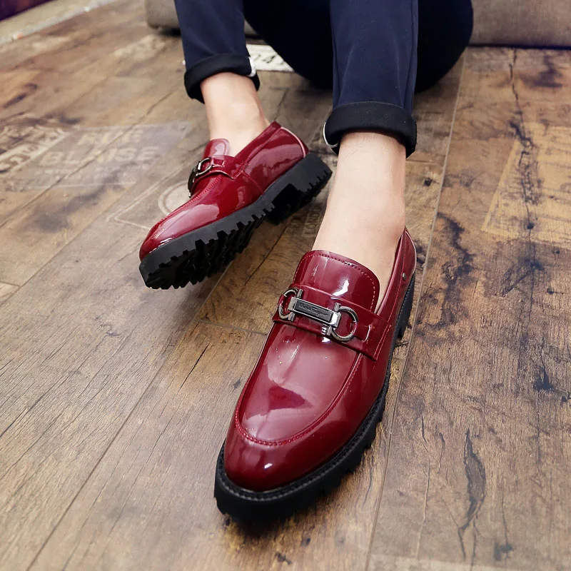 

Men Patent Leather Shoes For Men 2019 Spring Pointed Toe Casual Business Formal Men Shoes Wedding Party Dress Shoes 2678