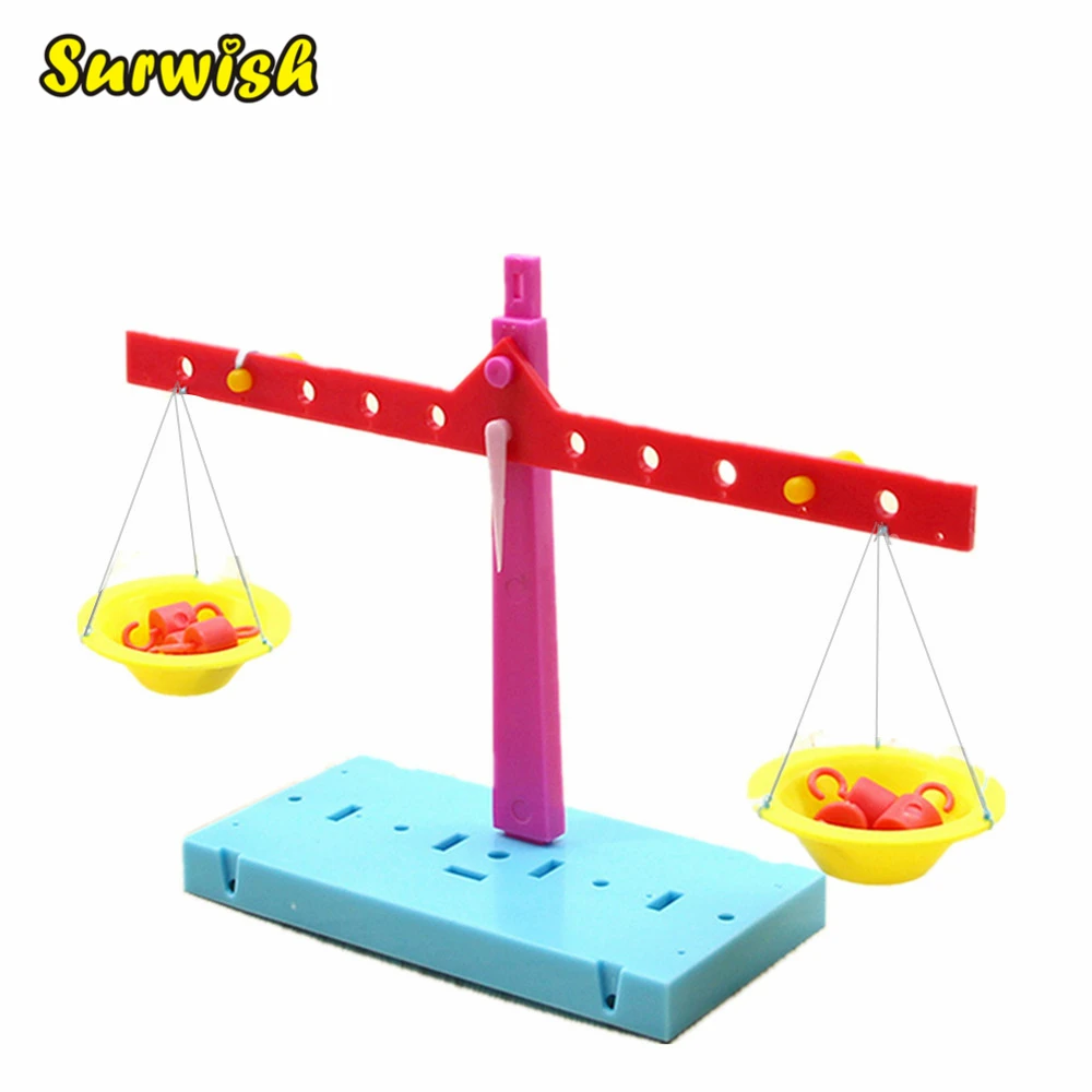 Surwish Plastic Balance Scale with 6 Weights Baby Kids Education Toy