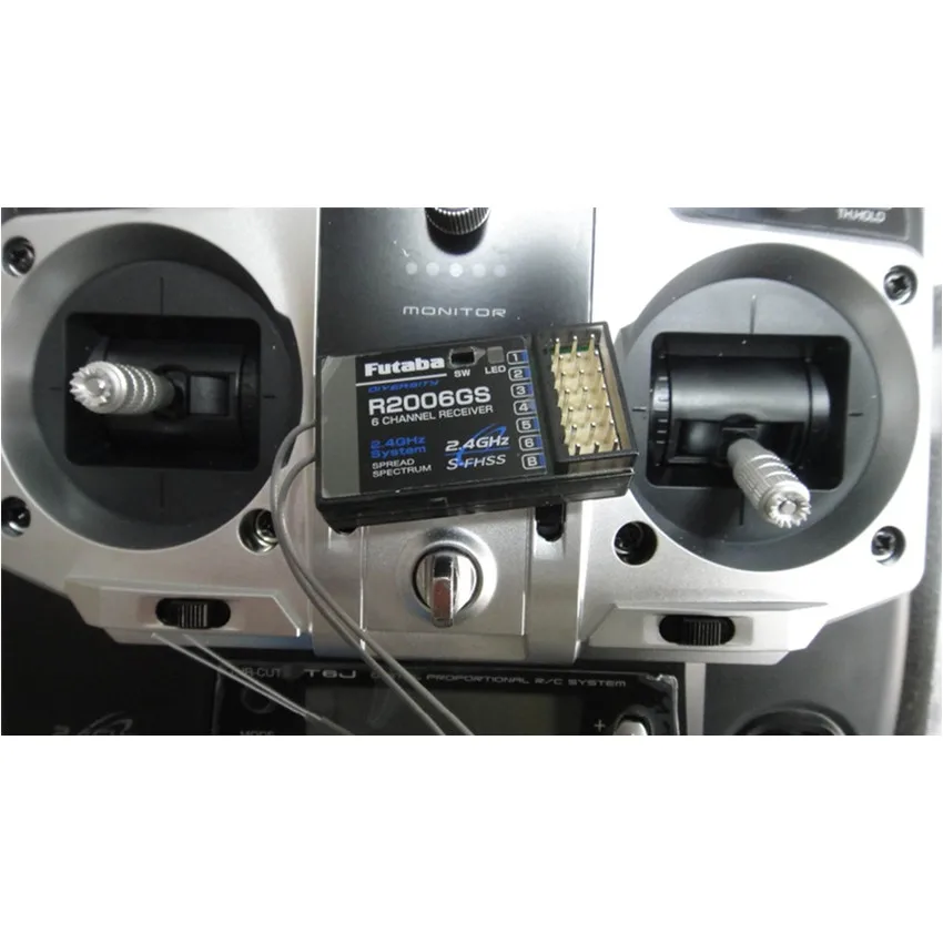 Futaba T6J 2,4G S-FHSS пульт дистанционного управления с R2006GS приемником для вертолета