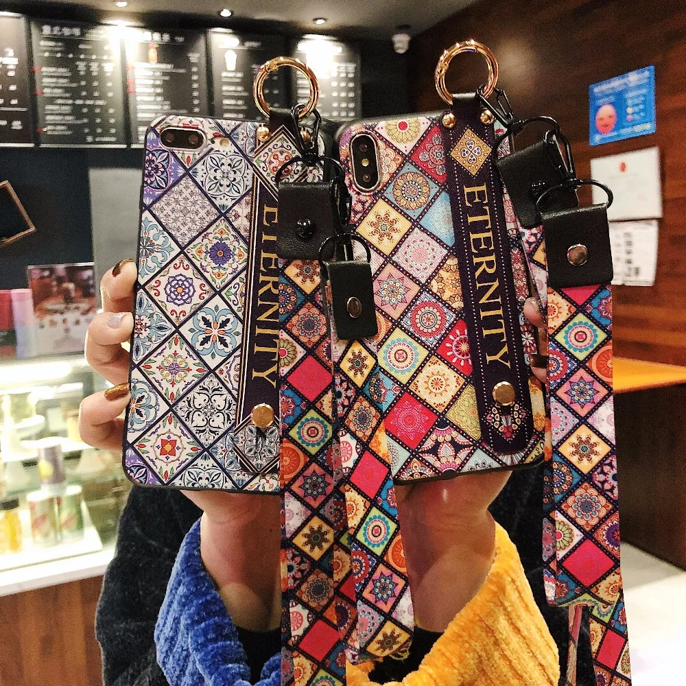 

Retro pattern For iPhoneX XS XR XSMAX mobile phone bags soft protective shell iPhone8/8P 7/7P 6S Stents and two Lanyards